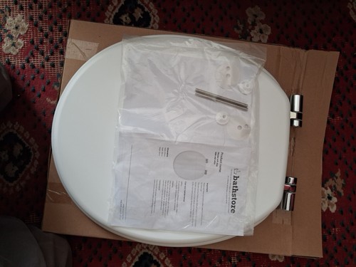 Toilet seat new and - seat,,